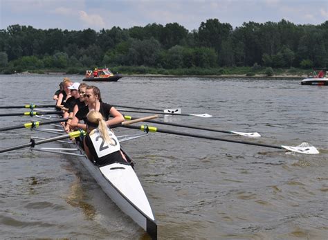 Znana dziennikarka z pomorza zachodniego odeszła nagle w wieku 43 lat. Warszawskie Regaty Wioślarskie: Warsaw River Race - 200 lat Uniwersytetu Warszawskiego