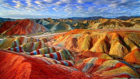 Discover Chinas Magical Rainbow Mountains Blogygold