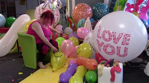 Feetpop Naked Feet Pop Balloons Youtube