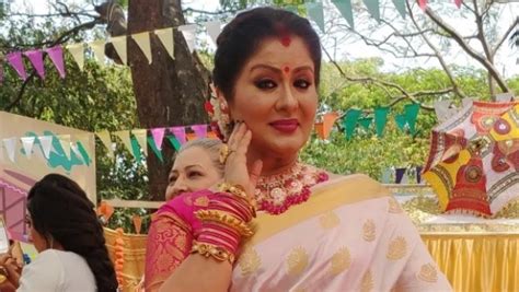 Actress Sudha Chandran Opens Up About When She Lost Her Leg On A Bus