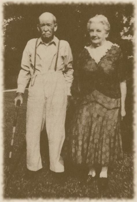 Laura Ingalls Wilder And Her Husband Almanzo On Their Farm 1948 Roldschoolcool