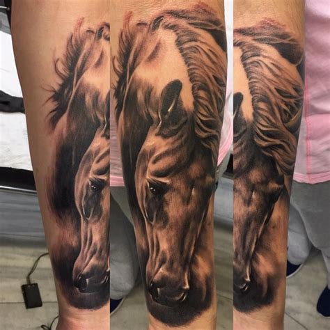 Black And Grey Realistic Horse Tattoo By Skeryone Horse Tattoos Leg
