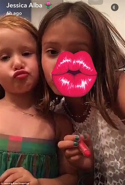 Jessica Alba Celebrates Daughter Havens 5th Birthday With A Watermelon