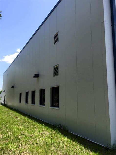 Benefits Of Designing With Insulated Metal Panels Alfredo Construction