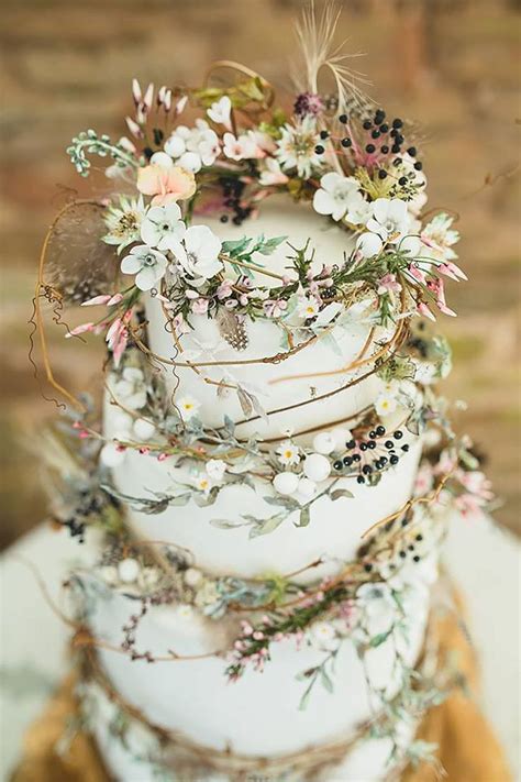 Wedding Ideas By Colour White Wedding Cakes The Botanical Look Chwv Wedding Cake