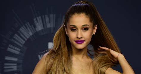 Ariana Grande Has Bangs In Her Latest Instagram Post, But Don't Freak ...
