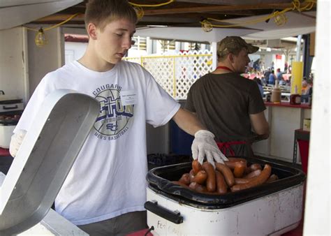 Families Enjoy Final Edition Of Popular Vancouver Sausage Fest The