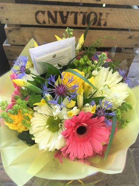 Aylesbury Online Florist With Free Local Same Day And Free Next Day