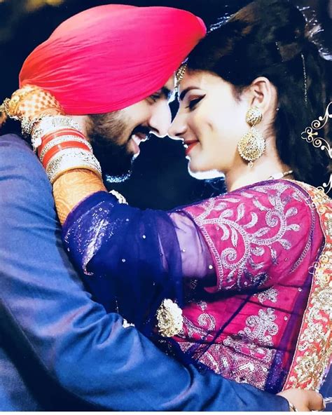 Punjabi Married Sardar Couple Pics Ideas Punjabi Wedding Couple Punjabi Couple Punjabi Girls