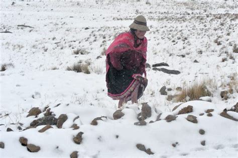 Snowstorms Leave 30000 Stranded In Peru As State Of Emergency Extended