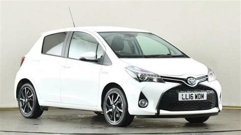 2016 Toyota Yaris 15 Hybrid Design 5dr Cvt Auto Hatchback Hybrid