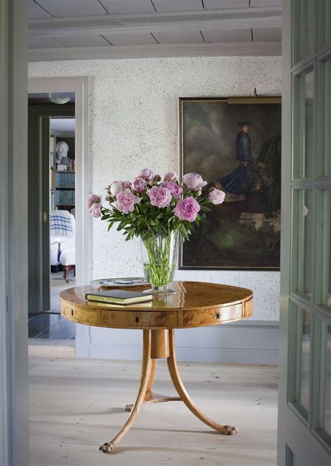 Hallway Round Foyer Table