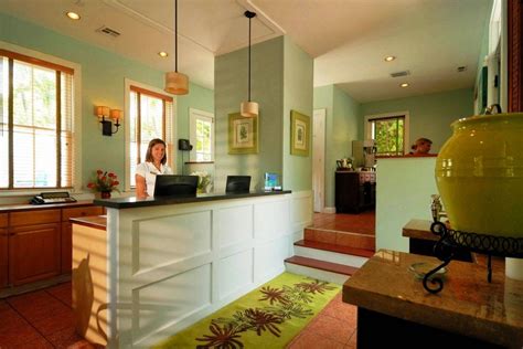 Follow the turnpike south until it terminates. Key Lime Inn: Key West Hotels Review - 10Best Experts and ...