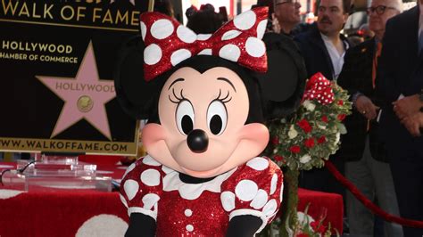 Photos Minnie Mouse Gets Star On Hollywood Walk Of Fame Wjla