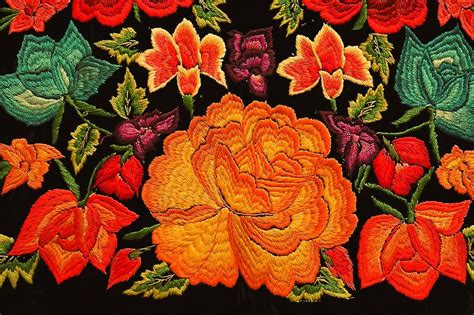 Bordado Guatemalteco Mexican Flowers Mexican Art Mexican Embroidery