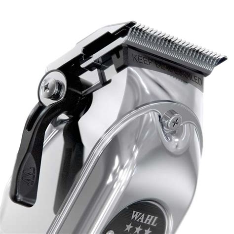 In this article i'll review the best and most popular wahl's trimmers and clippers. Wahl Professional Cordless Magic Clipper Metal Edition ...