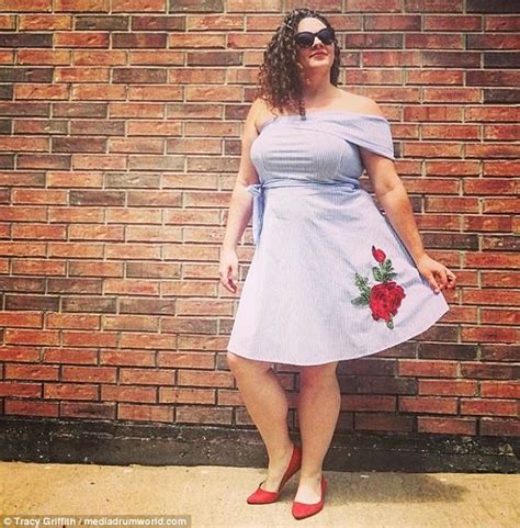 Woman Gains Almost 100k Instagram Followers For Her Curves Daily Mail Online