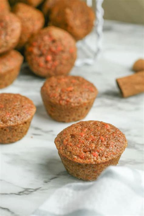 Pour batter into desired pan (i use 13x9). Weight Watchers Carrot Cake Muffins - BEST WW Recipe ...