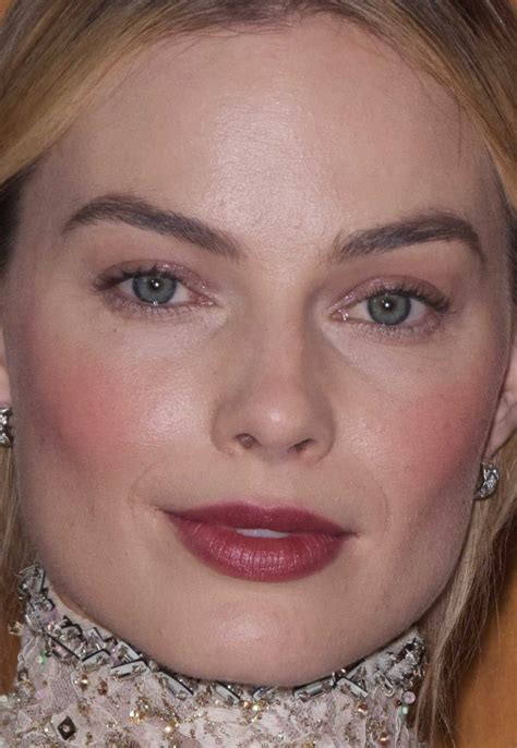 Close Up Of Margot Robbie At The 2018 New York Premiere Of Mary Queen Of Scots Celebrity