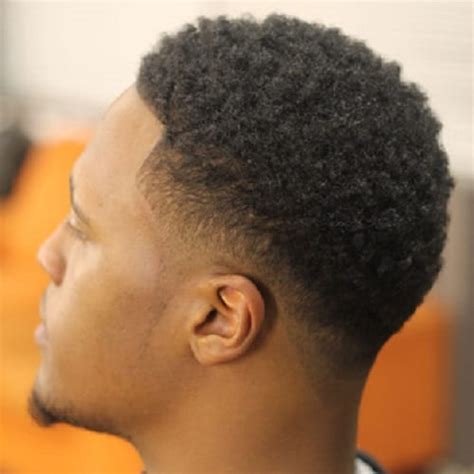 As it starts higher up on the head, the hair starts becoming shorter around the temples or forehead, much like the temp fade. 40 of The Best Temp Fade Haircuts for Men (2021 Guide)