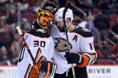 Ducks Coyotes Recap Ducks Are Red Hot At The Right Time