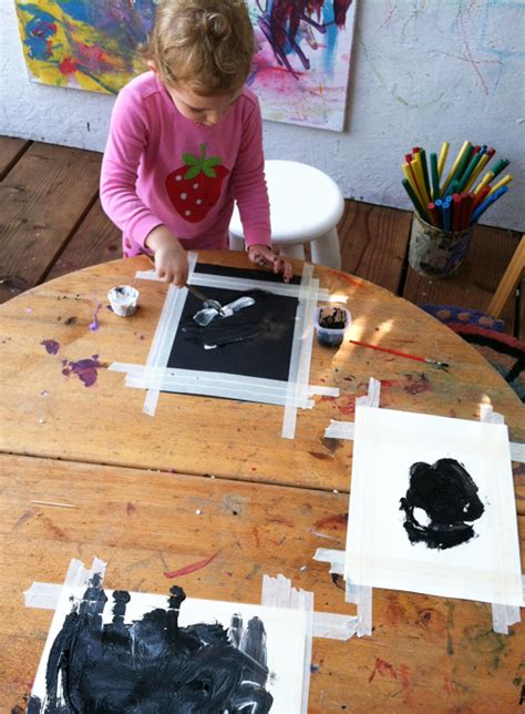 Последние твиты от blacktowhite (@blackto_white). Process Art for Toddlers - Experimenting with Black and ...