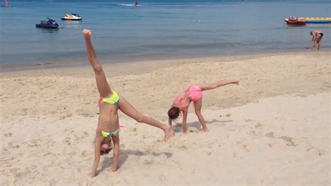 Гимнастика на пляже в Таиланде gymnastics on the beach in thailand youtube
