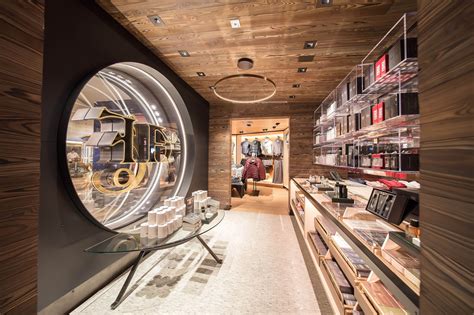 Abercrombie Opens First Overseas Prototype In Hong Kong