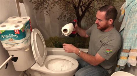 How To Clog And Unclog A Stopped Up Toilet That Wonâ€ T Flush Youtube
