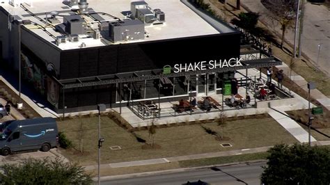 Shake Shack Opens 4th Houston Location In Montrose