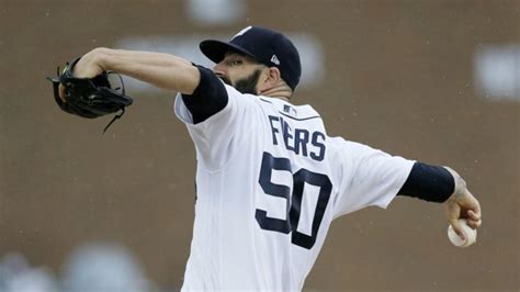 Detroit Tigers 3 Veteran Starting Pitchers To Target This Offseason