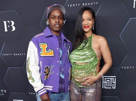 Rihanna Welcomes Baby With Aap Rocky Reports Say The Independent