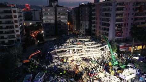 İzmir ve yakın çevresi hasara yol açmış büyük depremler. Izmir Deprem : Ege - İzmir Depremi ile ilgili son dakika ...