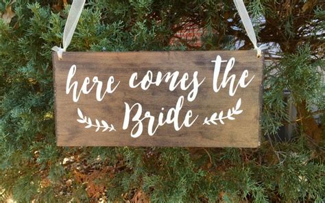 Here Comes The Bride Sign Wedding Sign Custom Wedding Sign Etsy
