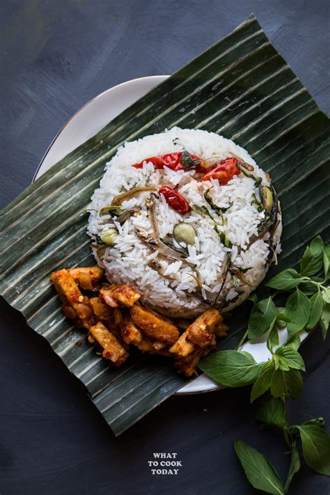 Nasi Liwet Sunda ( Indonesian Aromatic Spiced Coconut Rice) - What To