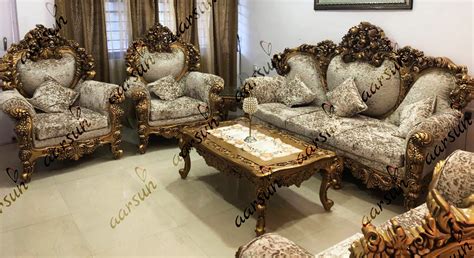 When you buy your sofa online or sofa set online at royaloak, you're assured great quality, great online offers, convenience and the best customer service. Best Maharaja Sofa Set with Center Table SF-0078