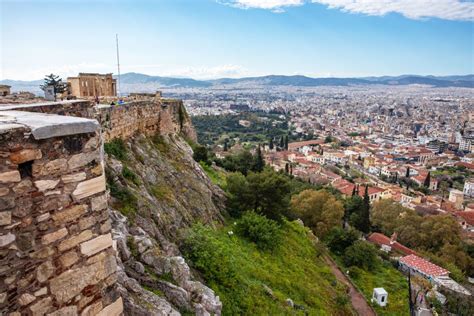 How To Visit The Acropolis And Parthenon In Athens Earth Trekkers