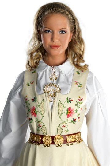 white lundebybunad the man who made the bunad comes from solør hedmark… norwegian clothing