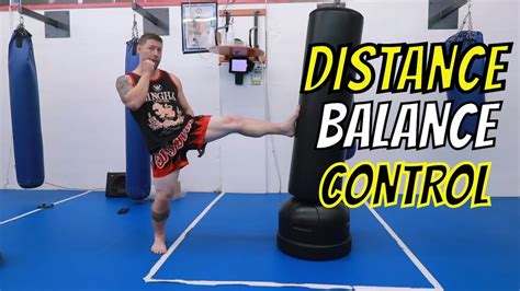 Muay Thai Heavy Bag Kick Drill Control The Distance Youtube