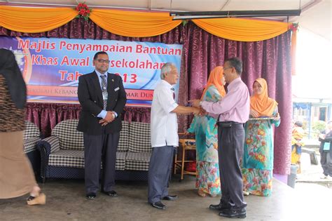 Bantuan awal persekolahan sekolah kebangsaan kijal 2018. PENYERAHAN BANTUAN KHAS AWAL PERSEKOLAHAN 2013 ~ SK ...