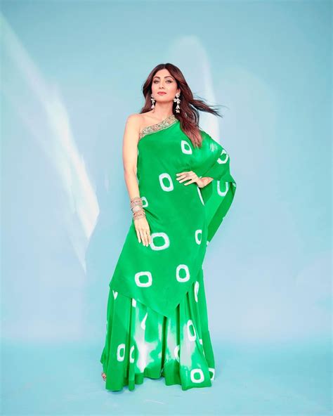 shilpa shetty kundra looks gorgeous in anything she wears here s a look into her style game