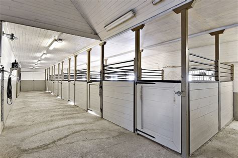 12 Beautiful White Stable Interiors Stable Style