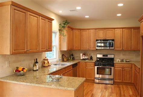 Kitchen color schemes with light maple cabinets. Charleston Light Kitchen Cabinets Home Design ...