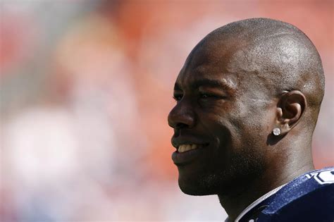 Terrell Owens Gives Hall Of Fame Acceptance Speech Calls Out Sportswriters