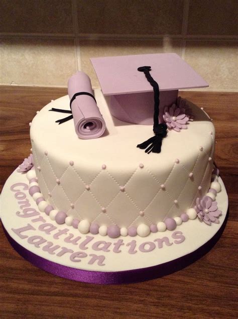 Graduation Cake Bolos De Formatura Bolo De Cupcake Design De Bolo