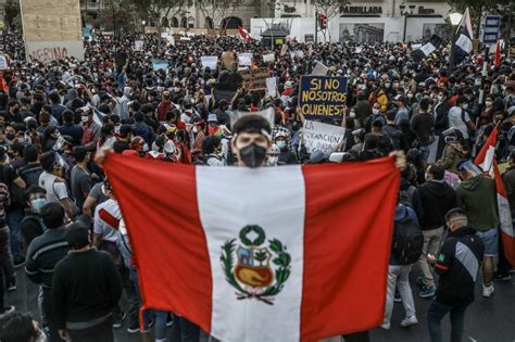 Perú Protesta En Lima Contra El Gobierno De Transición Hot Sex Picture