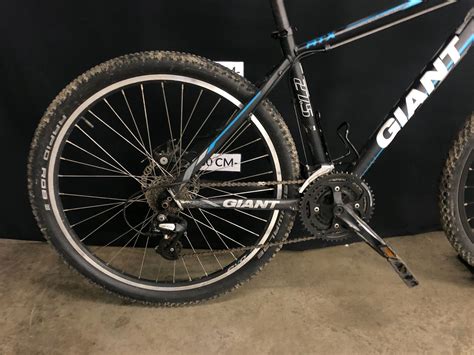 Black Giant Atx 21 Speed Front Suspension Mountain Bike With Front And