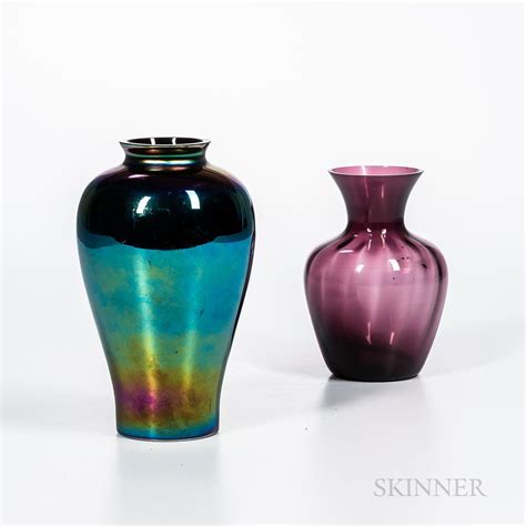 Sold At Auction Two Imperial Art Glass Art Vases Auction Number 3400t Lot Number 1061 Skinner