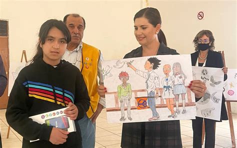 Premian A Ganadores Del Concurso De Dibujo Cartel De La Paz El Sol