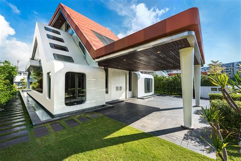 Modern villa interior and exterior design present a simple, edgy, and dense structural impression with its emphasized concrete walling feature. One of a Kind Modern Residential Villa in Singapore ...